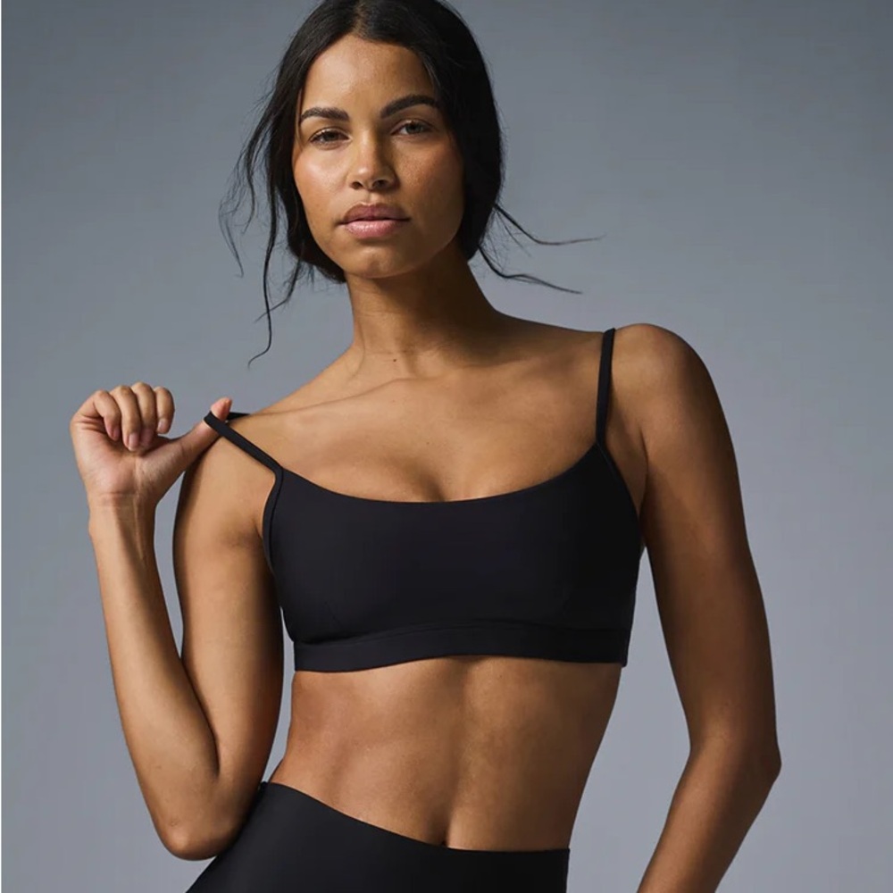 ALO Yoga Airlift Intrigue Bralette in Black